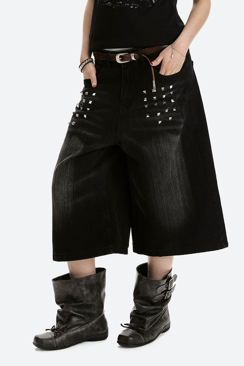 Studded Cropped Denim Pants