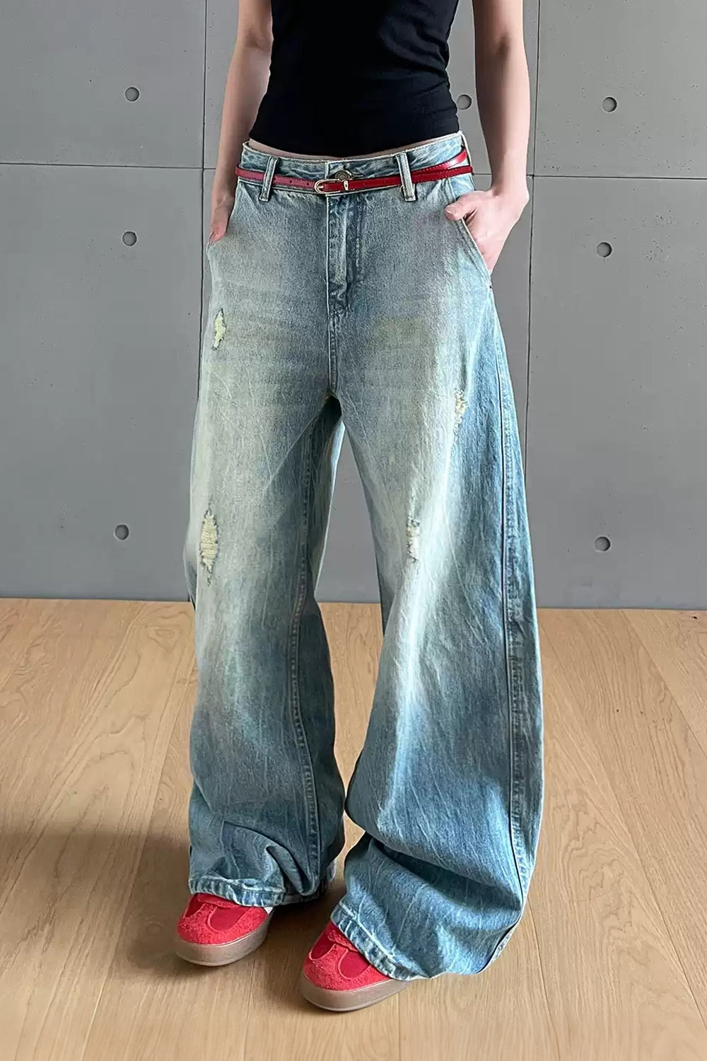 Distressed Barrel Leg Jeans