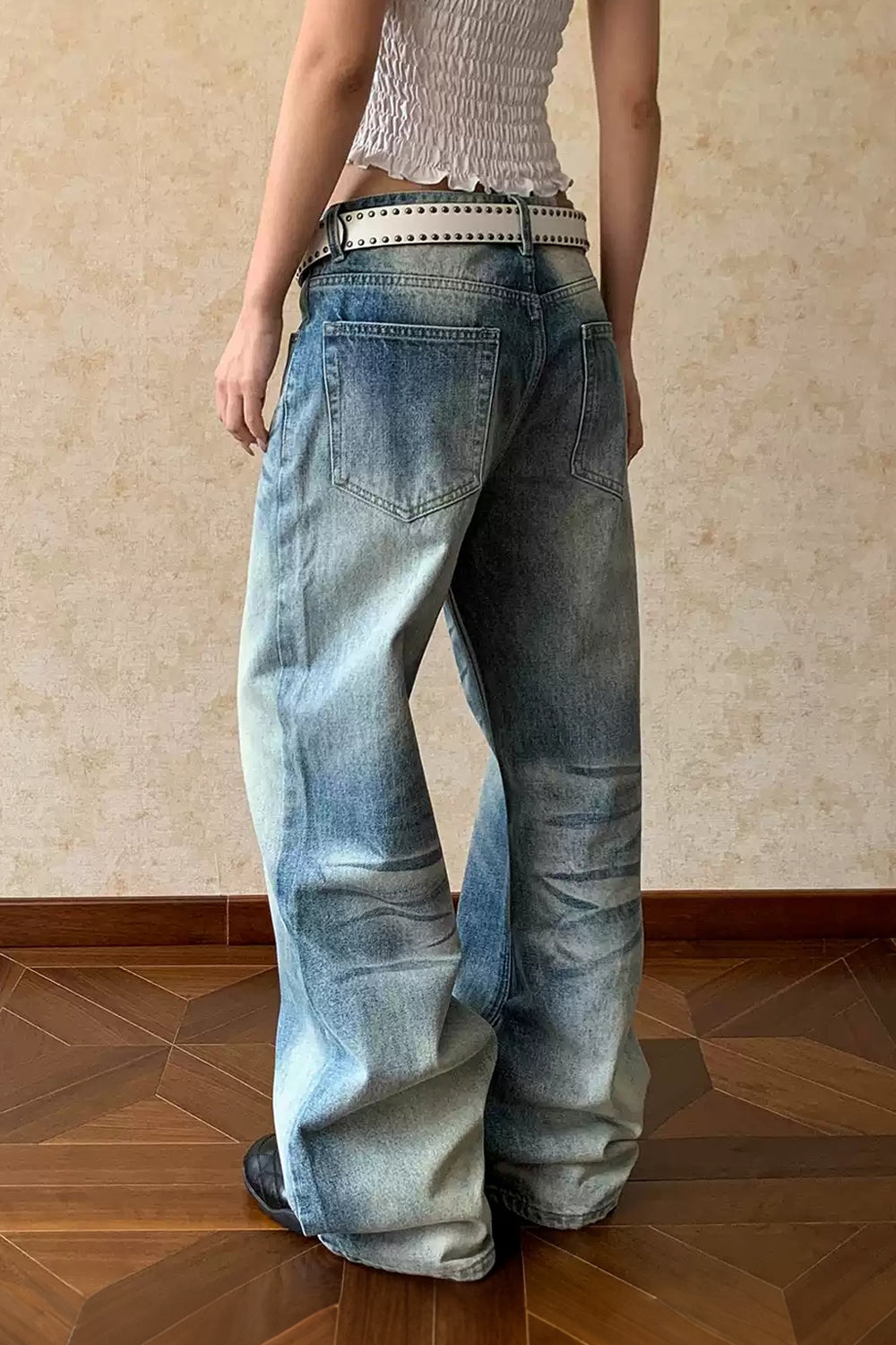 Vintage Wash Relaxed Jeans