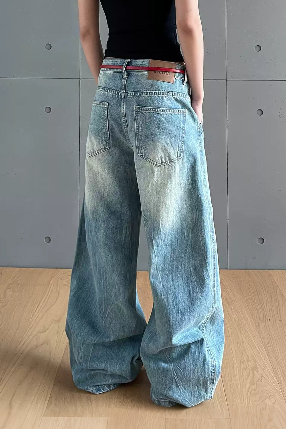 Distressed Barrel Leg Jeans