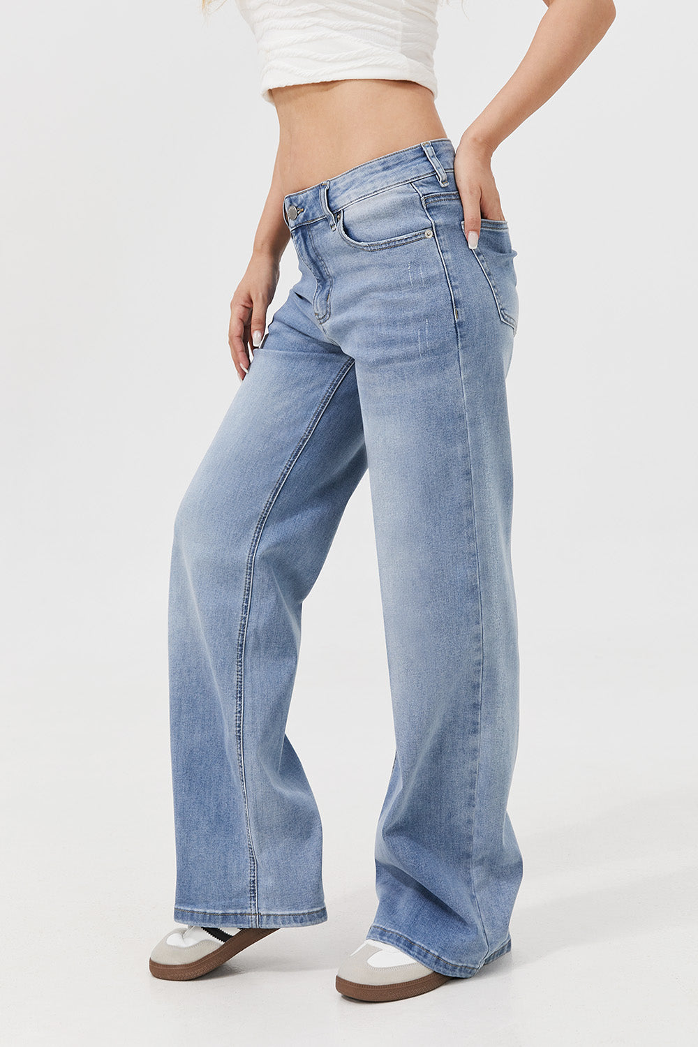 Mars Power Dusk low rise jeans in light blue denim